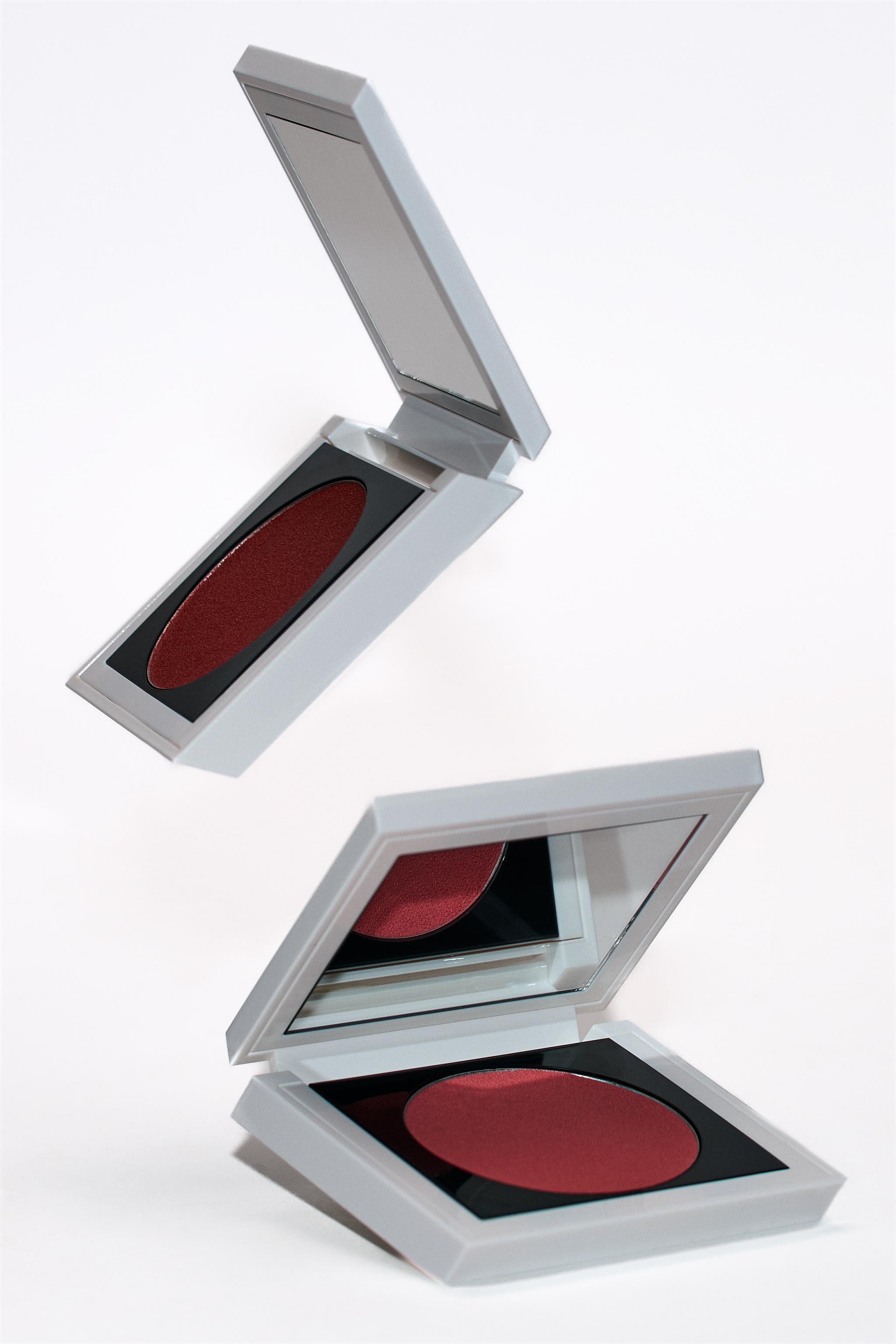 CREAM BLUSH - FIRST FLUSH